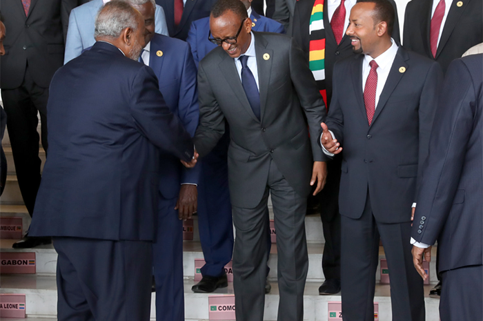  Allocution du Président de la République de Djibouti lors de la 11ème Session Extraordinaire de l’Assemblée des Chefs d’Etats et de Gouvernement de l’Union Africaine, 17-18 N