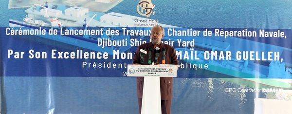  Le Président de la République, S.E. Ismail Omar Guelleh, a présidé ce matin la Cérémonie de lancement des travaux des chantiers de réparation navale.